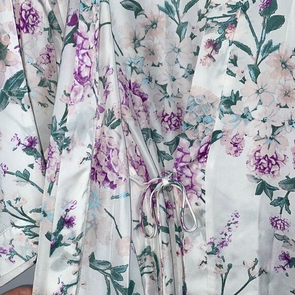 Flora Nikrooz Robe Women’s Size Small Medium Floral Print 3/4 Sleeve Short Robe - Picture 4 of 9